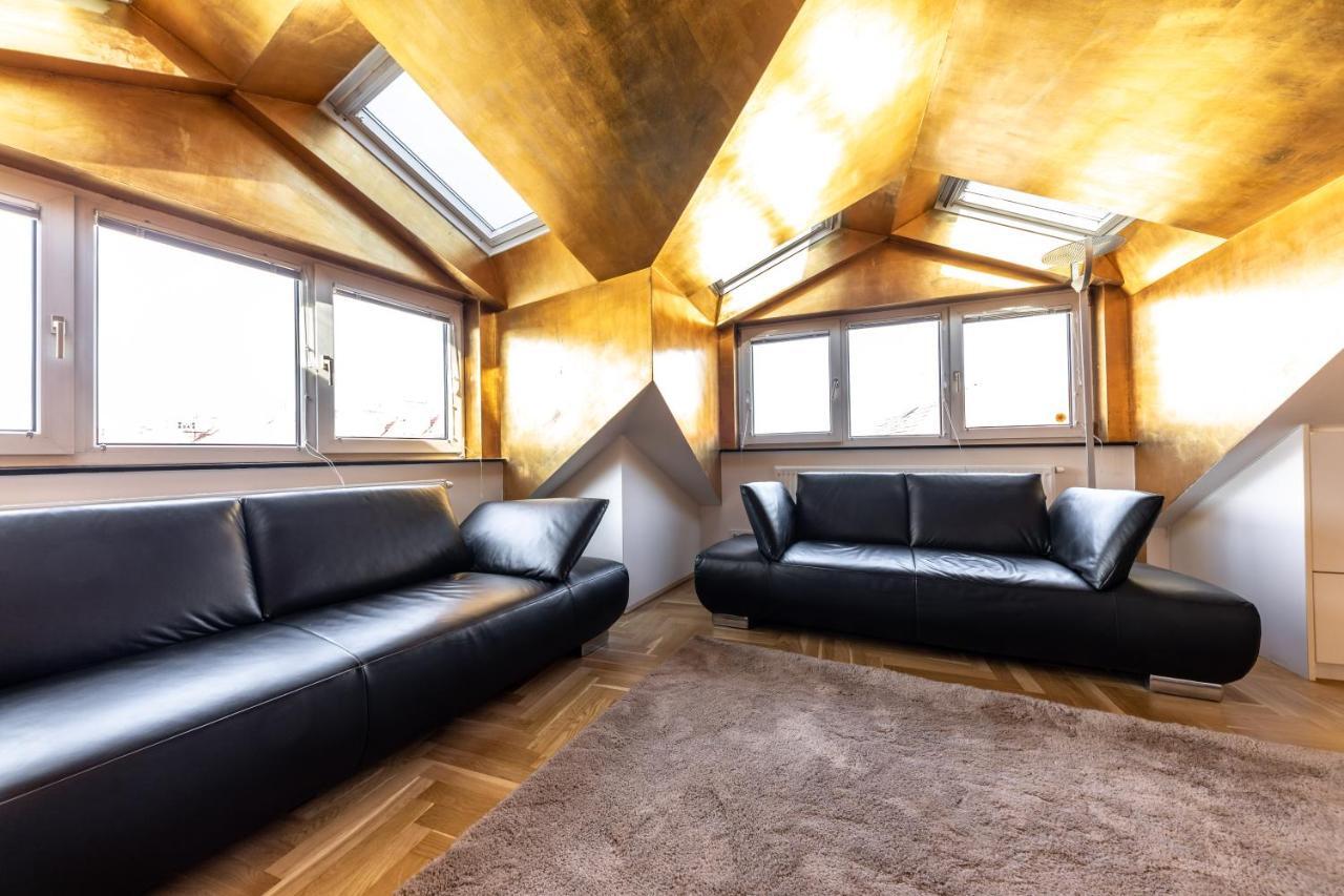Easy Penthouse *